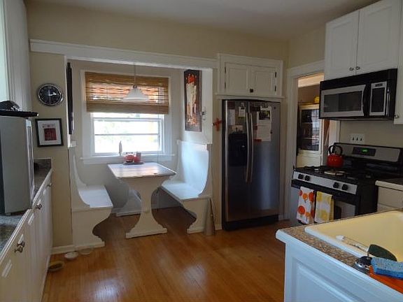 4th image of 4428 43rd Ave S