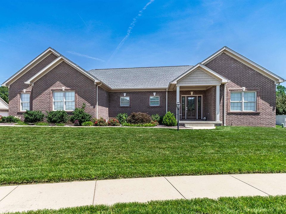 1st image of 845 Gabriel Dr