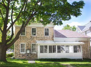 401 Kendall St, Burlington, WI 53105
