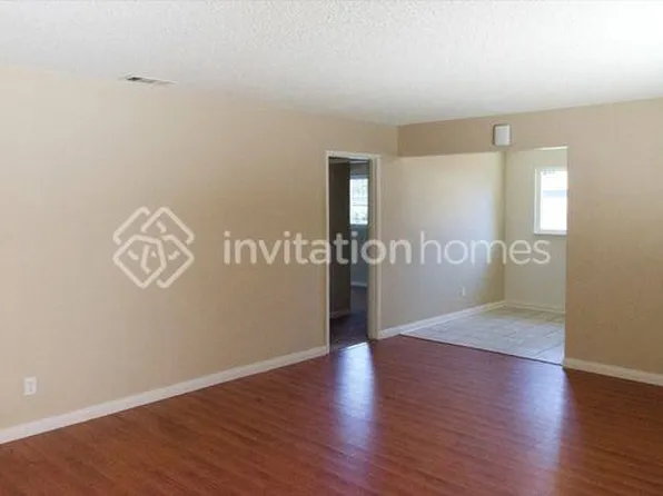 4975 N E St, San Bernardino, CA 92407