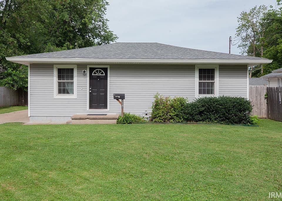 1st image of 2031 Hicks Dr