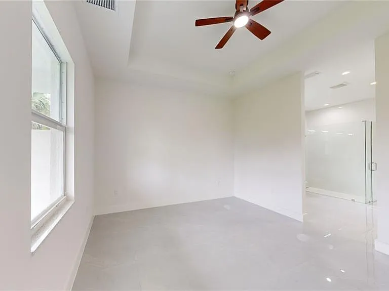 6048 Stratton Rd — Photo 14