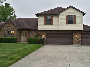 1927 Winterglen Ct, Dayton, OH 45432