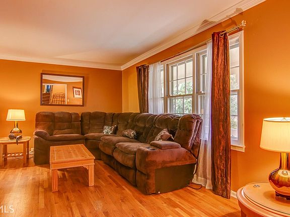 4th image of this home