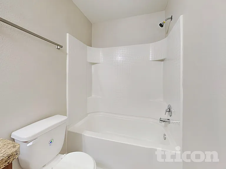 2437 Regatta Ln — Photo 15