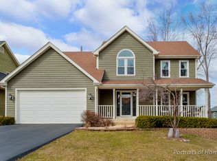 22W450 Cherry Ln, Glen Ellyn, IL 60137