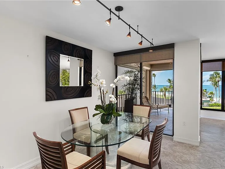 3115 Gulf Shore Blvd N #203S — Photo 14