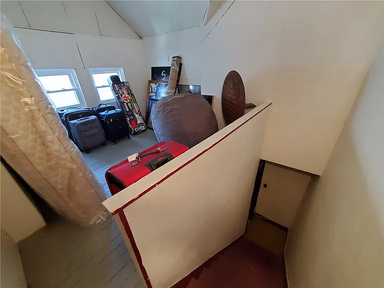 274 Field St — Photo 10