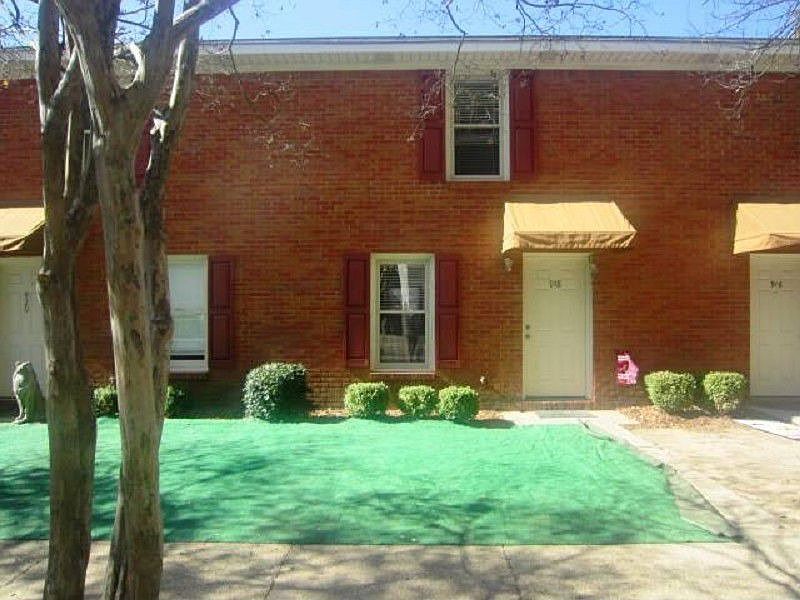 1st image of 918 Wallace Wade Ave