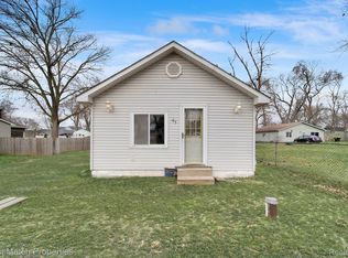 63 Myrick St, White Lake, MI 48386