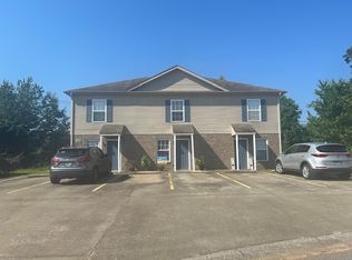 822 Oak Arbor Ct APT B, Clarksville, TN 37040