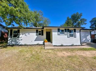 309 Dogwood Dr, Tahlequah, OK 74464