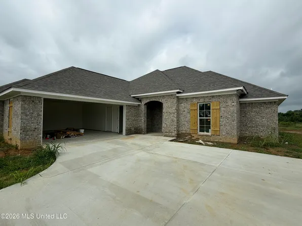 145 Madisonville Dr, Canton, MS 39046