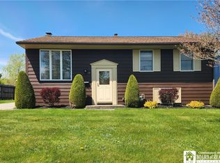 20 Arden Pkwy, Jamestown, NY 14701