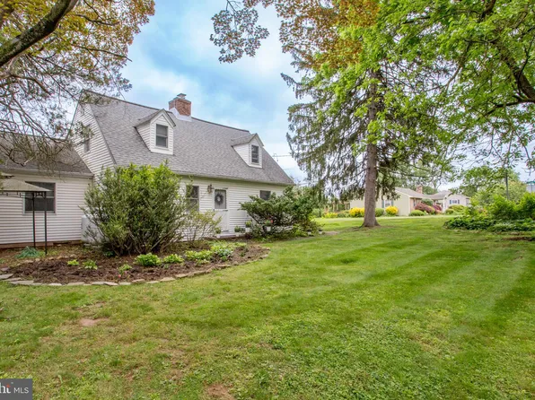 810 Patterson Ave, Willow Grove, PA 19090