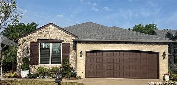 2nd image of 8434 S Phoenix Pl