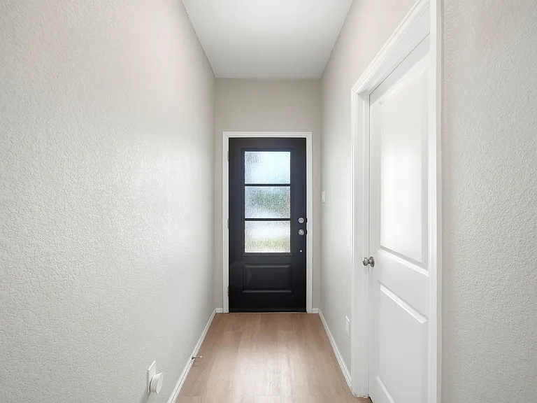 18463 Running Shadow Ct — Photo 6