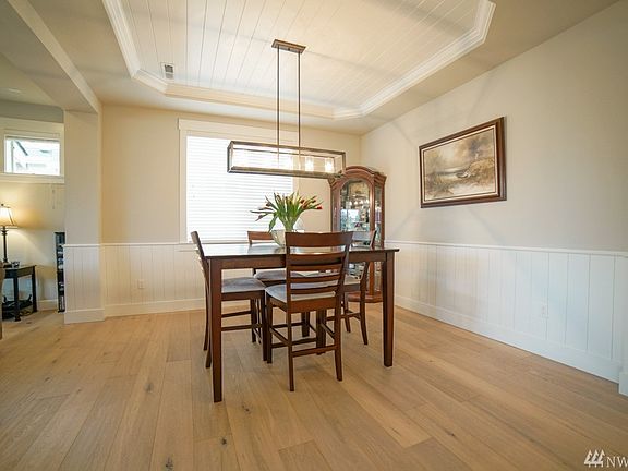 4th image of 18508 123rd Ave E