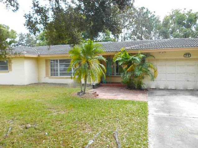 1st image of 1825 Meadow Ln