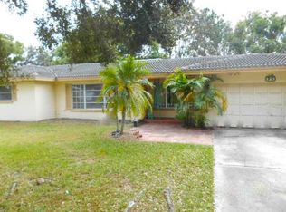 1825 Meadow Ln, Clearwater, FL 33764