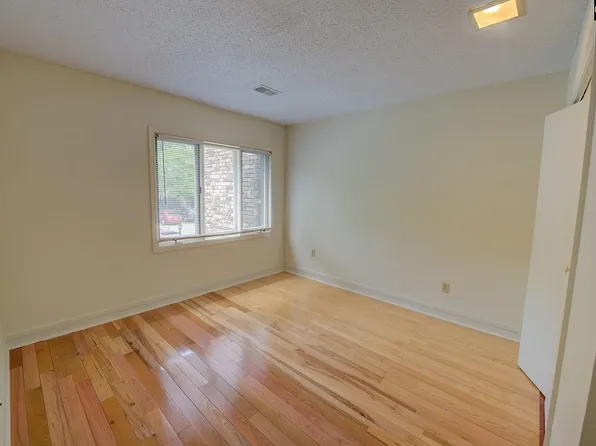 111 Lionsgate Dr, Columbia, SC 29223