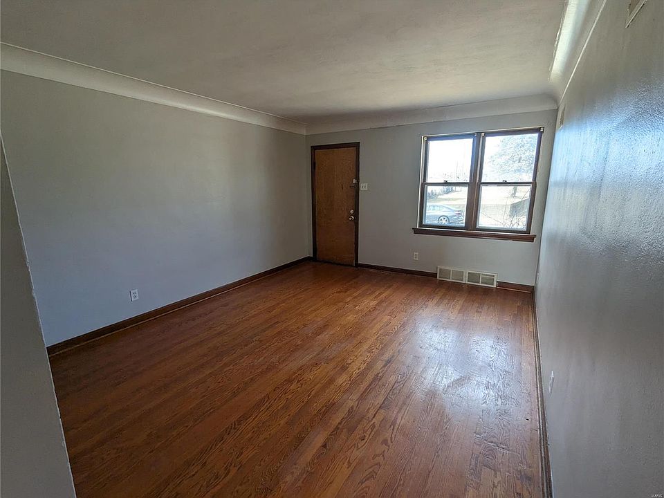 4110 Ravenwood Ave, Saint Louis, MO 63121 Zillow