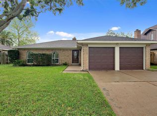 730 El Toro Ln, Houston, TX 77062