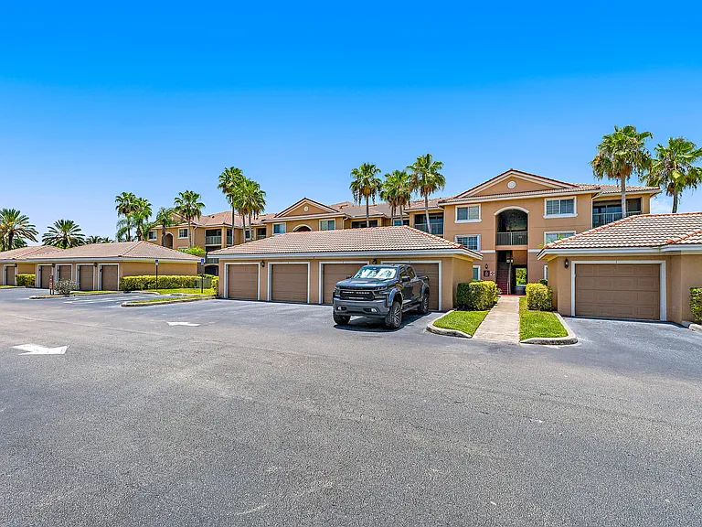3759 NW Mediterranean Ln #2-209 — Photo 39