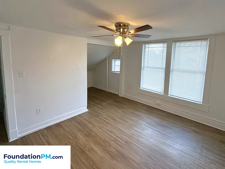 1492 Faxon Ave — Photo 17