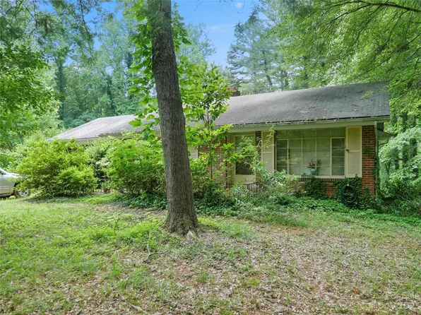 340 Fernwood Dr, Rutherfordton, NC 28139