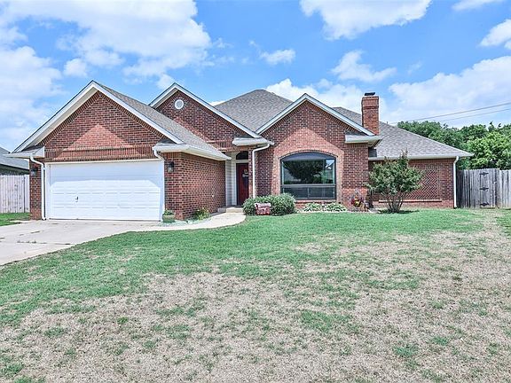 2nd image of 1301 SW 121st Pl