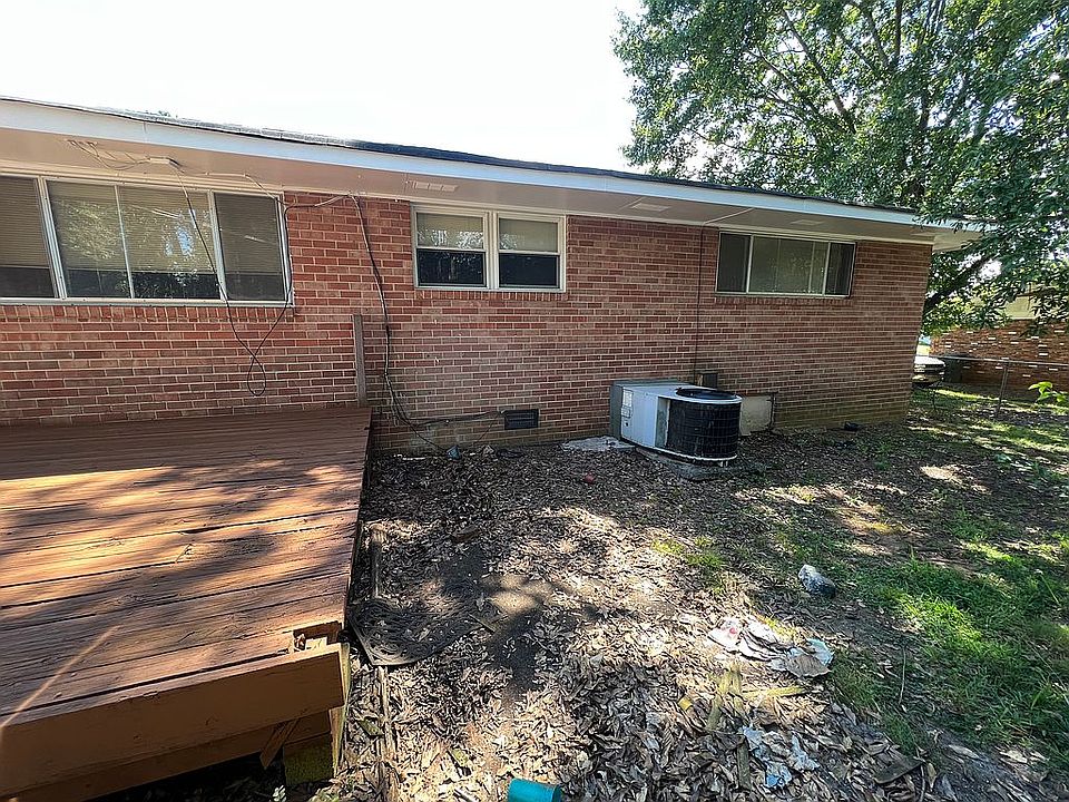 1st image of 4609 Fairwood Ln