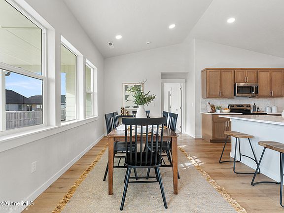 4th image of 12154 W Kilkenny Dr