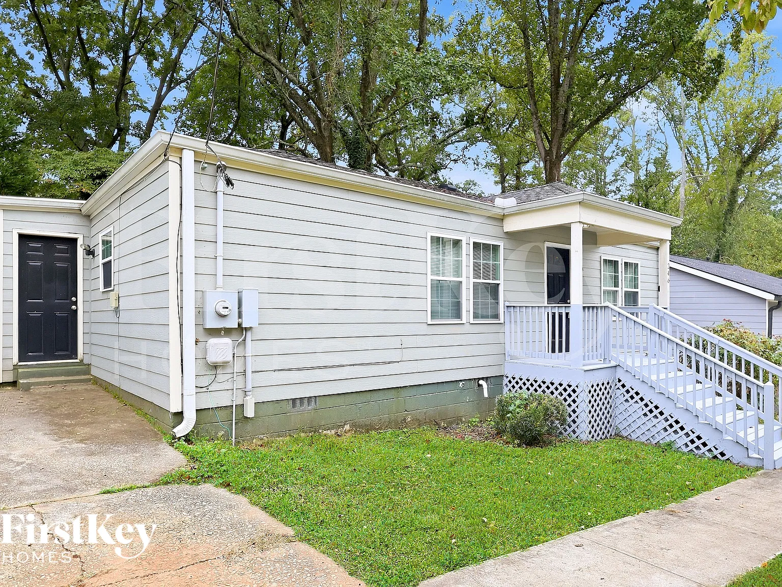 3 bed, 1.5 bath, 1201 sqft, $1,915 — Photo 3