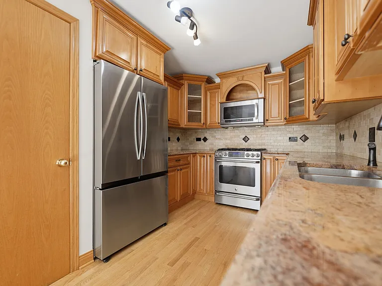 141 Crescent Ln #141 — Photo 9