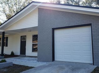 207 Mountain Pine Rd, Moncks Corner, SC 29461