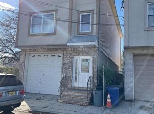 31 Manufacturers Pl, Newark, NJ 07105