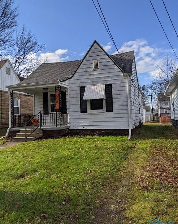 1st image of 1658 Schomberg St