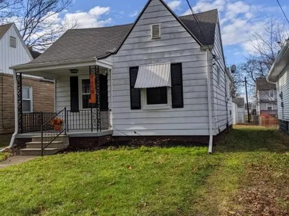 1658 Schomberg St, Toledo, OH 43605