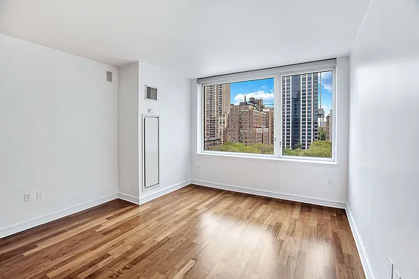 Rented by New York Residence | media 26