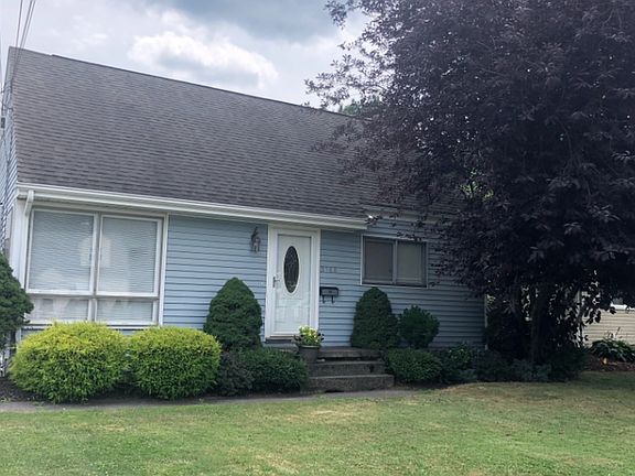 3rd image of 3768 Argonne Ave