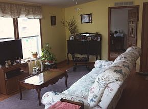5th image of 8 Gilman St