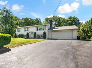 7 Gail Ct, Coventry, RI 02816