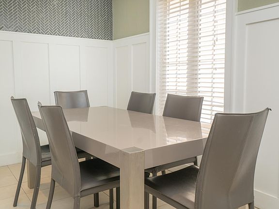 5th image of 2712 Reef Ct APT 102