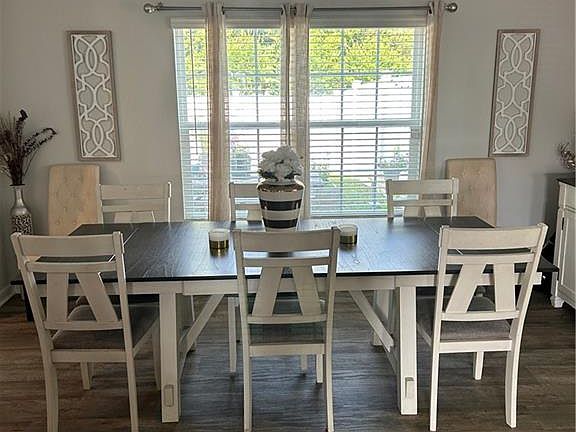 3rd image of 4022 Bobtail Ct