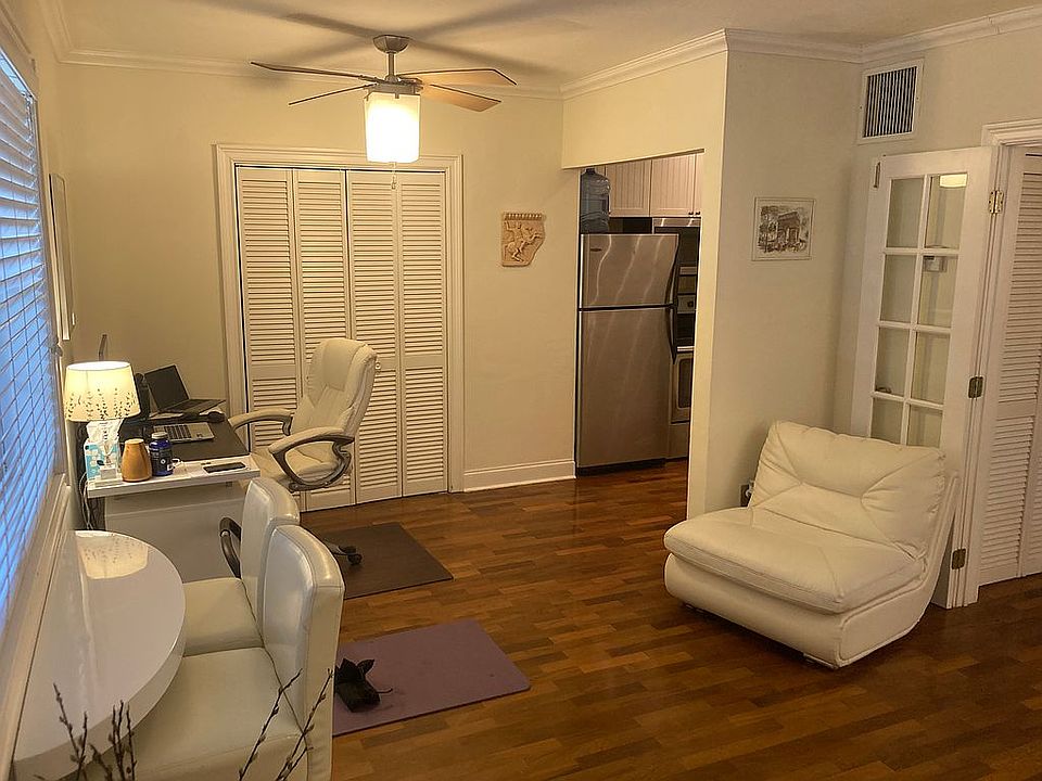 Living room 2