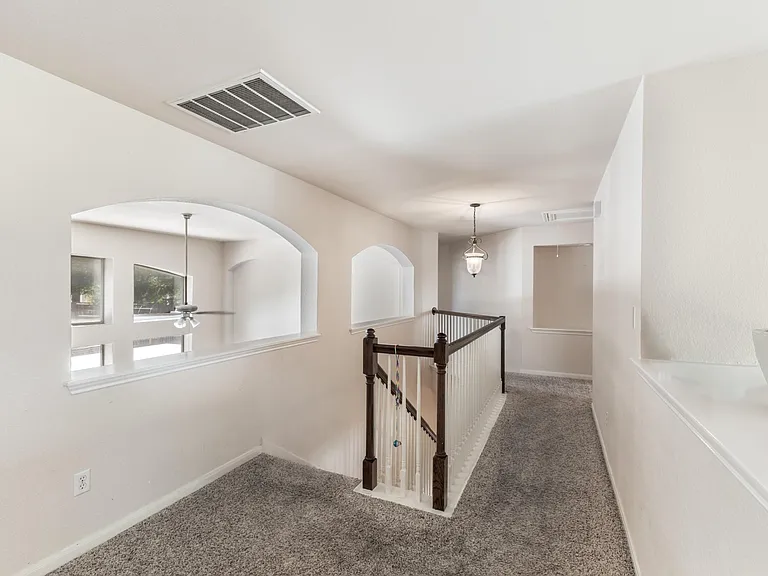 1107 Hollybrook Cv — Photo 19