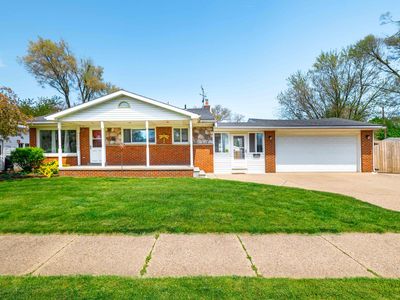 22310 Fairfax St, Taylor, MI, 48180