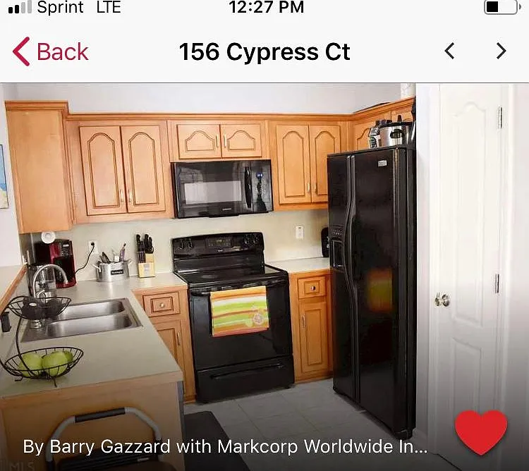 2 bed, 1316 sqft, $1,950 — Photo 2