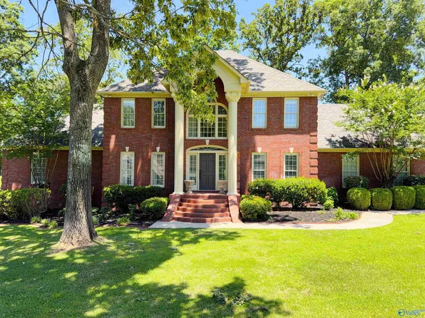 1503 Magnolia Dr NW, Hartselle, AL 35640
